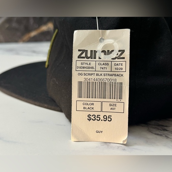 Diamond Supply Co. Black Hat - Picture 3 of 4